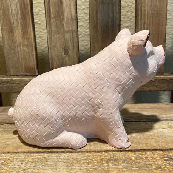 Farmhouse Pig Statues Set of 2, Country Pigs, Resin Pink Pig & Resin White Pig - Picture 16 of 16